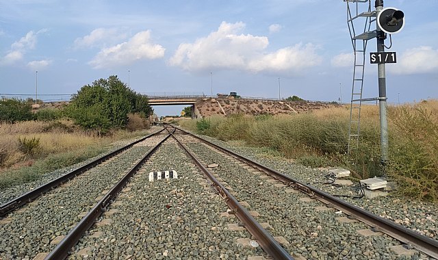 CCOO insta a ADIF a cumplir los plazos de ejecución de las obras ferroviarias - 1, Foto 1