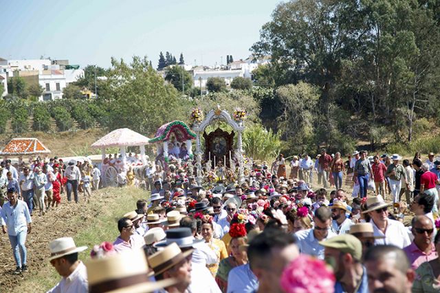 Pastora de las Almas celebra su tradicional Romería al Santuario de la Divina Pastora, ubicado en la Ermita de Los Pajares en  Cantillana(Sevilla) - 2, Foto 2