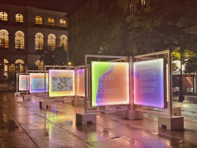 La exposición La mirada del paciente de Cinfa llega a la plaza del Museo Reina Sofía - 1, Foto 1