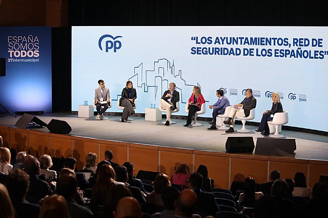 Arroyo apuesta por redes de videovigilancia y grupos de intervención rápida para mejorar la seguridad en la ciudades - 1, Foto 1