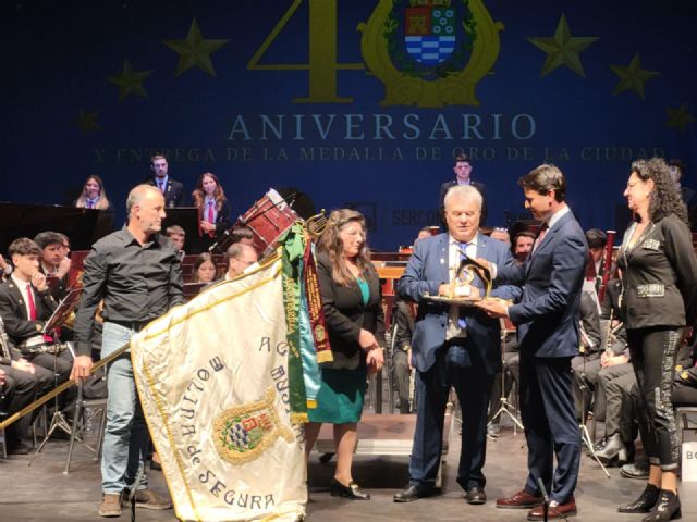 La Banda Municipal de Música de Molina de Segura recibe la Medalla de Oro de la Ciudad con motivo del 40 aniversario de su refundación - 1, Foto 1