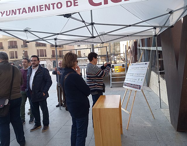 La Concejalía de Obras ha informado durante dos días a pie de calle sobre el proyecto del Camino de Murcia - 1, Foto 1