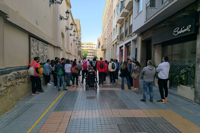 Más de medio centenar de personas participa en las Rutas Accesibles por Cartagena - 1, Foto 1