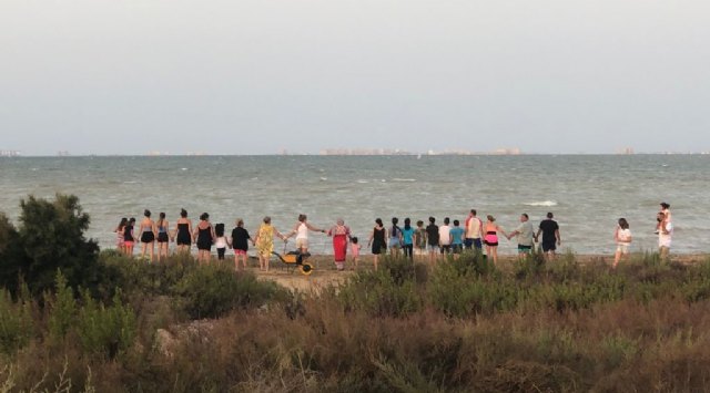 Los ayuntamientos de Cartagena y Los Alcázares estudian autorizar a los vecinos de Bahía Bella a construir una red de saneamiento - 1, Foto 1