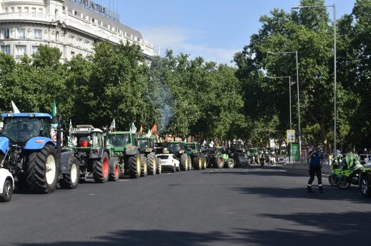 Unión de Uniones mantiene su tractorada en Madrid para el 21F y añade un nuevo calendario de movilizaciones - 1, Foto 1