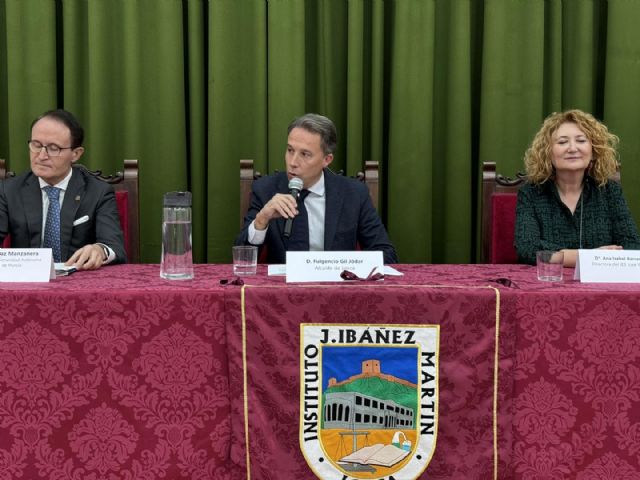 El alcalde presenta la conferencia 'El Fiscal Contigo', impartida por el Fiscal Superior de la Región de Murcia, José Luis Díaz Manzanera - 2, Foto 2