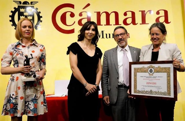 Cuatro empresas alcantarilleras del Polígono Industrial Oeste recibieron galardones ayer en los Premios Mercurio de la Cámara de Comercio de Murcia - 2, Foto 2