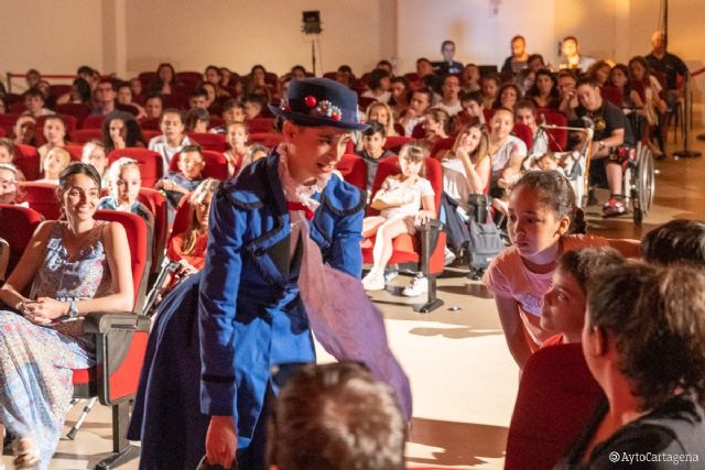 Mary Poppins pone la nota final de la XXXI Muestra de Teatro Escolar - 1, Foto 1