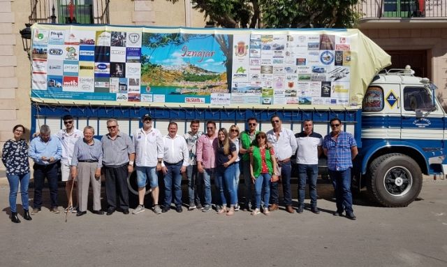El Ayuntamiento de Totana colabora con el proyecto Camioner@s solidarios contra el cáncer. Ruedas movidas por la solidaridad, Foto 1