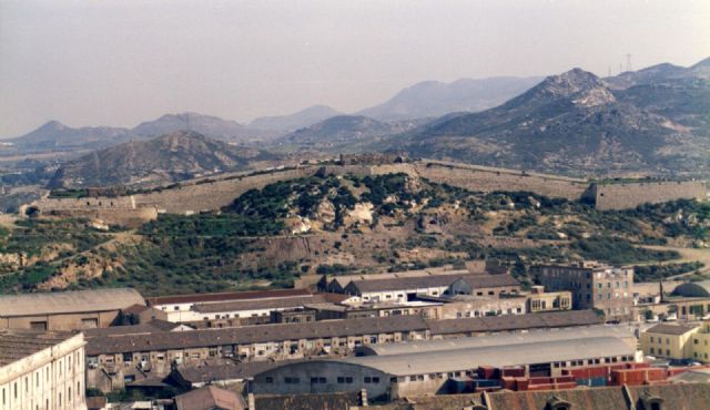 El Plan Director del Castillo de los Moros de Cartagena establece un entorno de protección arqueológica y crea un espacio verde y cultural - 1, Foto 1