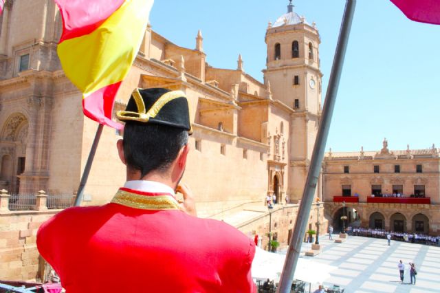 El alcalde preside el toque de Ministriles y Clarineros que convoca a la Procesión del Corpus en Lorca - 5, Foto 5