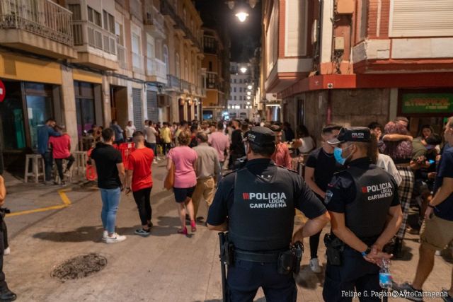 Luz verde a un mayor control sobre el consumo de alcohol por menores en la vía pública - 1, Foto 1