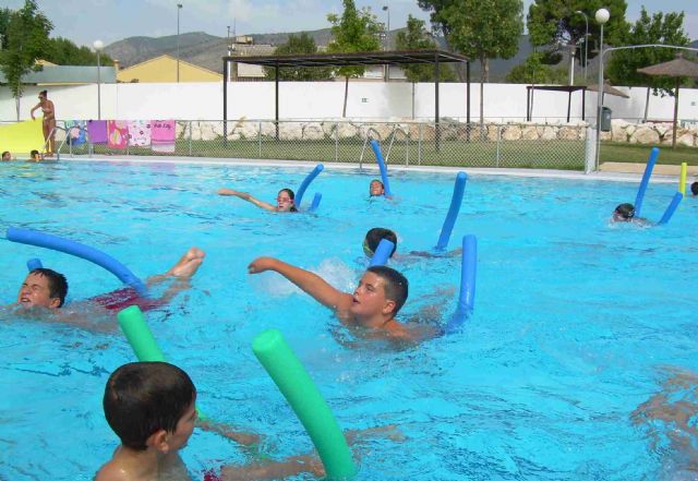 La Concejalía de Deportes cierra la campaña municipal Aprende a Nadar con 475 alumnos - 1, Foto 1