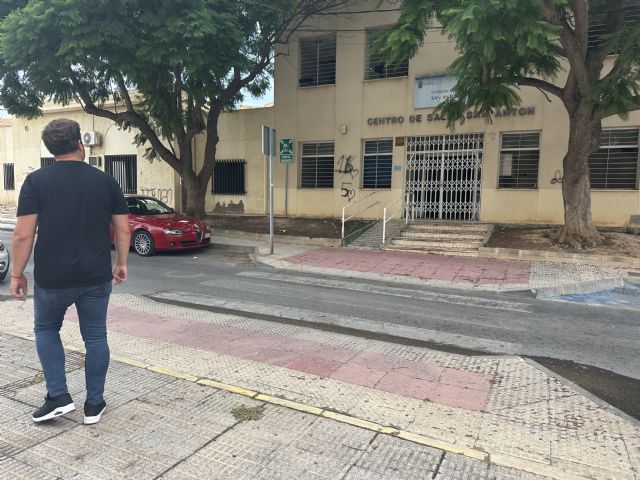 MC: El antiguo centro de salud de San Antón es ocupado ilegalmente ante la pasividad del Gobierno local - 1, Foto 1