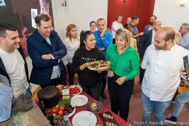 Isaac Peral y el submarino de chocolate protagonizan el stand de Cartagena en Región de Murcia Gastronómica - 1, Foto 1