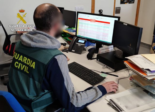 La Guardia Civil detiene a dos ciudadanos extranjeros por estafar a tres compatriotas simulando falsas solicitudes de préstamos hipotecarios - 1, Foto 1