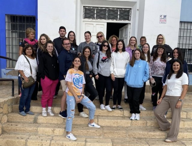 Los monitores de los Servicios Matinales de Proximidad (Aulas Matinales) reciben formación en materia de Primeros Auxilios y Atención Básica de Salud - 1, Foto 1