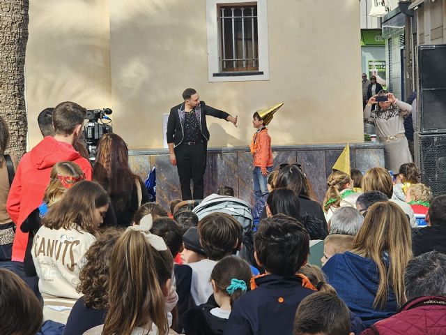 Los niños pinatarenses despiden el año con magia - 2, Foto 2