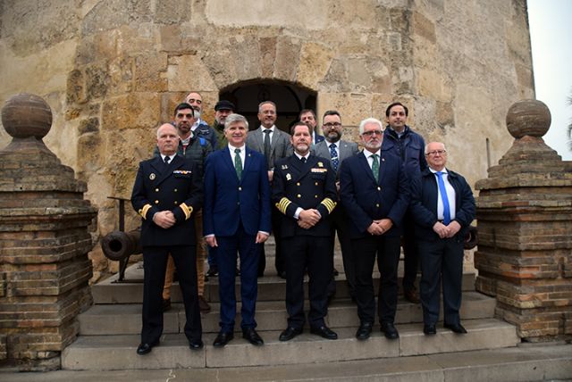 Inauguración de la exposición “Objetivo la Armada” en la emblemática Torre del Oro - 5, Foto 5