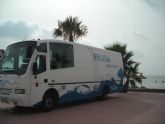 Los bibliobuses de la Biblioteca Regional vuelven a las playas durante julio y agosto