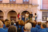 Más de 200 mayores participan en la masterclass de gimnasia incluida en la Semana del Mayor, que incluye exposiciones, música y un encuentro tecnológico