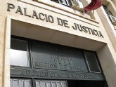 El PSOE huye de la justicia y lo vende como triunfo El PSOE huye de la justicia y lo vende como triunfo