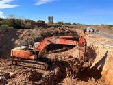 El arreglo del muro de la carretera de Casas Blancas reforzar la seguridad vial de sus usuarios y la de los 2.500 vecinos de Sucina