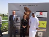 Maite Defruc, la escultora de los trofeos del Festival de Cante de Lo Ferro, lleva a cabo una exitosa exposición en Dubai