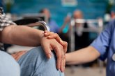 El SMS y la Asociación Española contra el Cáncer suscriben un acuerdo para mejorar la calidad de vida de los pacientes El SMS y la Asociación Española contra el Cáncer suscriben un acuerdo para mejorar la calidad de vida de los pacientes