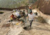 Primera jornada de excavación en el Curso de Arqueología 