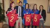 El presidente Fernando Lpez Miras recibe a las tres jugadoras murcianas proclamadas campeonas de Europa de ftbol sala femenino con la seleccin española