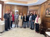 Visitacin Martnez recibe a la Asociacin Mediterrnea Amigos de Erasmus (AMAE)