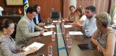 Luengo mantiene un encuentro de trabajo con los alcaldes de los municipios del Mar Menor