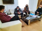 El alcalde se rene por vez primera con representantes directivos de la Asociacin Regional Murciana de Hemofilia para conocer sus necesidades y demandas
