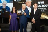 Don Francisco recibe homenaje y premio cono de generaciones en Latino Wall Street Awards