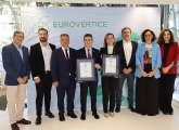 Jumilla y Lorquí reciben la certificación AENOR ISO 50001 por su gestión eficiente, responsable y sostenible de la energía Jumilla y Lorquí reciben la certificación AENOR ISO 50001 por su gestión eficiente, responsable y sostenible de la energía