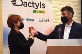 La ONCE presenta Dactyls, un nuevo 'lenguaje' para las personas con sordoceguera