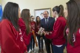 El presidente de la Comunidad recibe a la Seleccin Femenina de Ftbol Sala Sub-21 de la Regin d Murcia, campeona de España en esta categora