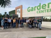 Profesores y alumnos de jardinera holandeses visitan 'Ala 30', empresa premiada con el Garden Magazine de plata