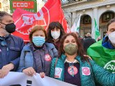 UGT Servicios Pblicos en la Regin de Murcia se concentran ante el Ministerio de Educacin