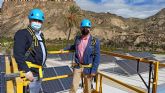 Inaugurada una instalacin solar en la cubierta del pabelln de Ojs