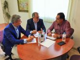 La Comunidad presenta el decreto de Simplificación Administrativa a la Asociación regional de Empresarios de la Madera