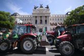 Unin de Uniones convoca una tractorada ante el Ministerio de Agricultura el 21 de febrero para reclamar soluciones a la crtica situacin del sector