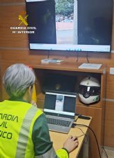 La Guardia Civil investiga a un joven conductor cuyo video derrapando en una rotonda de Cartagena apareció en redes sociales La Guardia Civil investiga a un joven conductor cuyo video derrapando en una rotonda de Cartagena apareció en redes sociales