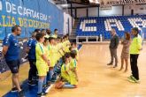 La alcaldesa visito una de las escuelas deportivas Javi Matia del Cartagena Futbol Sala