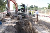 El suministro de agua potable se recupera casi en su totalidad en la Avenida de Santa Clara mientras se repara la avería