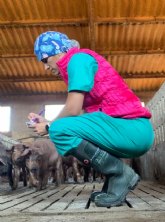 Una veterinaria en Murcia se alza con el Premio Ganadera en Femenino 2023 en Innovacin