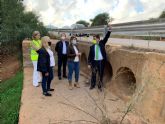 Fomento ampliar la capacidad de drenaje de la va que une Los Urrutias con Los Belones en el cruce con la rambla de La Carrasquilla