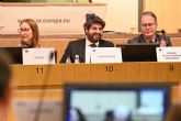 Lpez Miras presenta en Bruselas el dictamen que potencia a territorios como la Regin de Murcia para acoger proyectos de Defensa de la UE