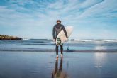 ?Qu factores se deben considerar a la hora de escoger el traje de surf ideal?